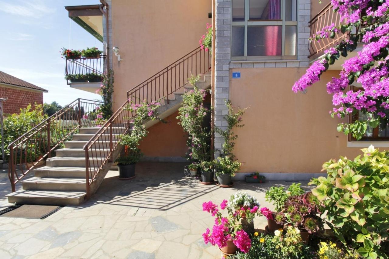 Apartments Marija Savudrija Exterior photo